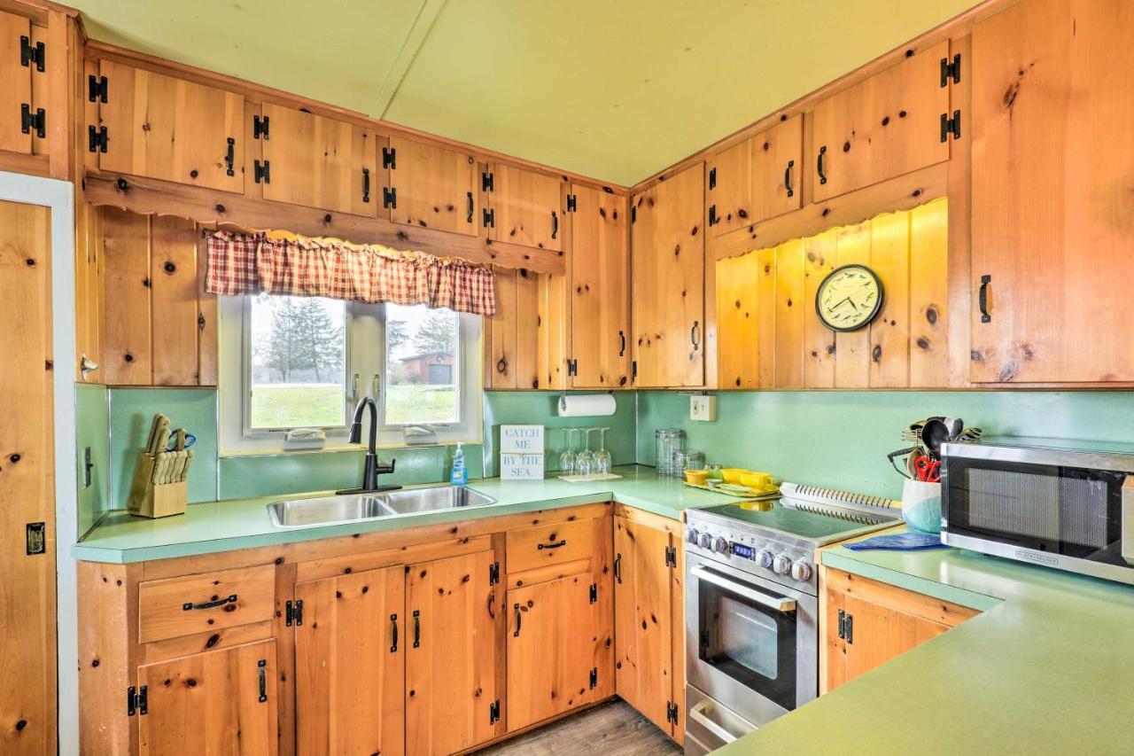 Henderson Harbor Cottage With Lake Access! Sackets Harbor Εξωτερικό φωτογραφία