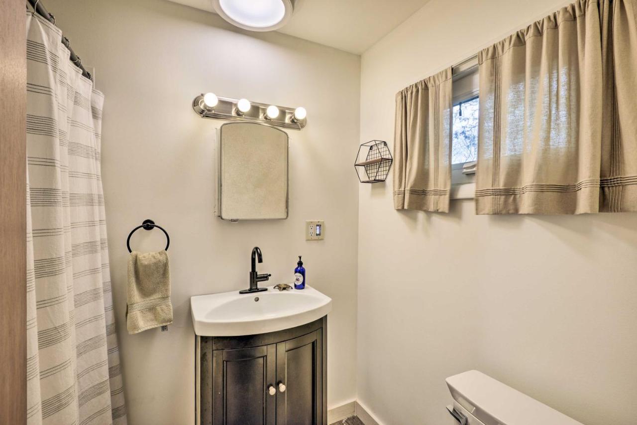 Henderson Harbor Cottage With Lake Access! Sackets Harbor Εξωτερικό φωτογραφία